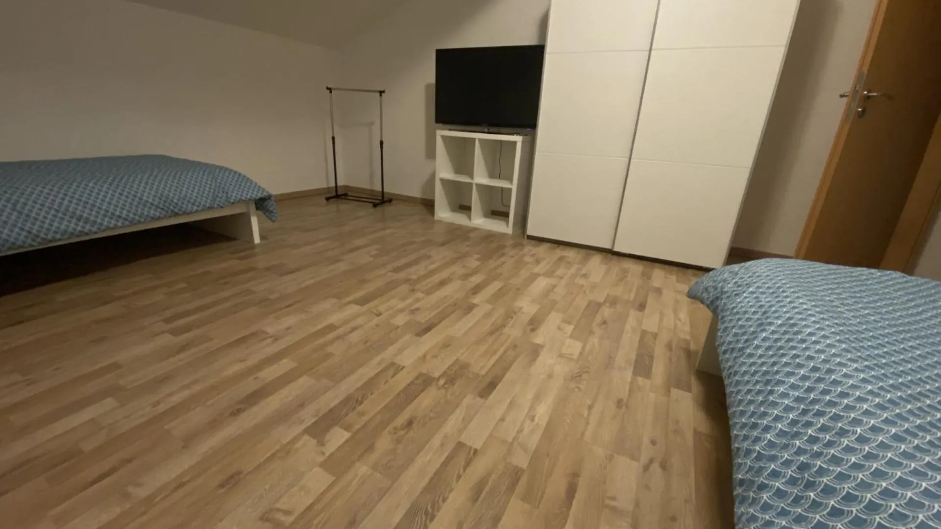 Διαμέρισμα Monteurwohnung , 4 Schlafzimmer, 130Qm, Balkon, Einzige Wohneinheit Im Haus, Parkplatz Pocking